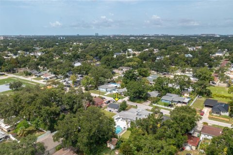 Villa ou maison à vendre à Tampa, Floride: 2 chambres, 70.33 m2 № 2237118 - photo 27