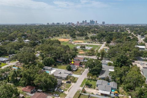 Villa ou maison à vendre à Tampa, Floride: 2 chambres, 70.33 m2 № 2237118 - photo 28