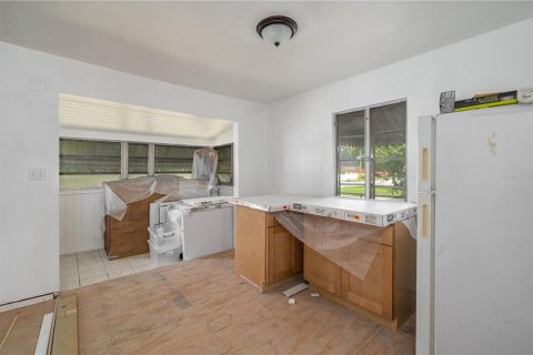 Villa ou maison à vendre à Tampa, Floride: 2 chambres, 70.33 m2 № 2237118 - photo 11