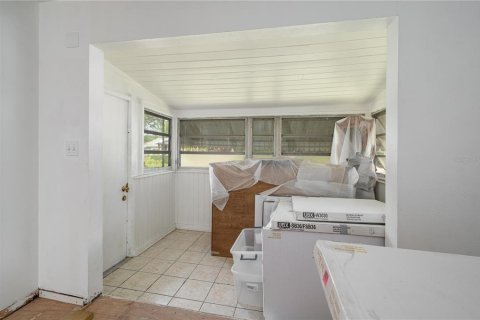Villa ou maison à vendre à Tampa, Floride: 2 chambres, 70.33 m2 № 2237118 - photo 9