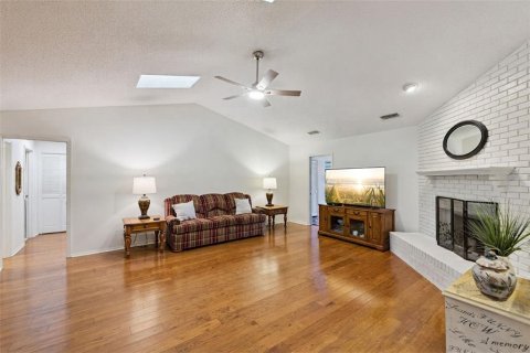 Villa ou maison à vendre à Longwood, Floride: 4 chambres, 209.03 m2 № 2433554 - photo 4
