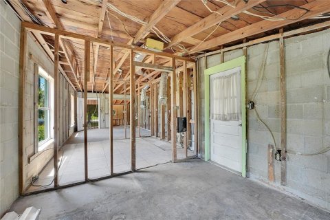 House in SOUTHERN PINES in St. Lucie, Florida 3 bedrooms, 101.26 sq.m. № 1876196 - photo 16