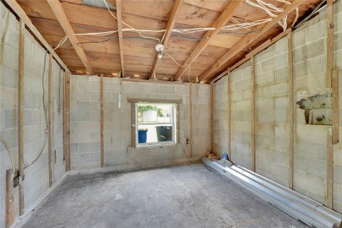 House in SOUTHERN PINES in St. Lucie, Florida 3 bedrooms, 101.26 sq.m. № 1876196 - photo 15