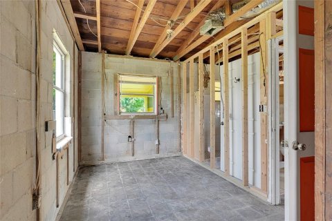 House in SOUTHERN PINES in St. Lucie, Florida 3 bedrooms, 101.26 sq.m. № 1876196 - photo 21