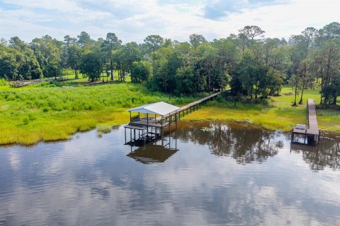 House in Starke, Florida 3 bedrooms, 200.85 sq.m. № 2325118 - photo 9