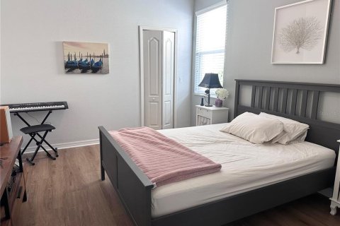 Villa ou maison à louer à Winter Garden, Floride: 5 chambres, 317.73 m2 № 1902360 - photo 2