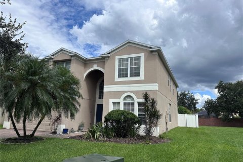 Villa ou maison à louer à Winter Garden, Floride: 5 chambres, 317.73 m2 № 1902360 - photo 1