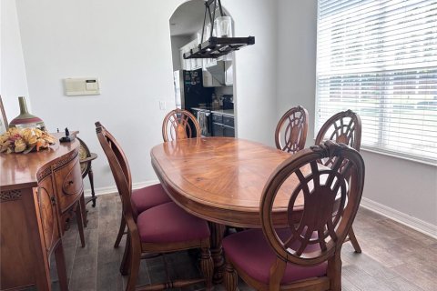 Villa ou maison à louer à Winter Garden, Floride: 5 chambres, 317.73 m2 № 1902360 - photo 4