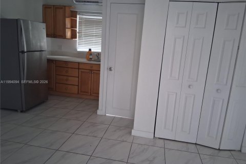 Propiedad comercial en Homestead, Florida № 2055525