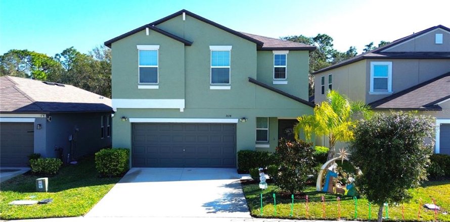 Casa en Lutz, Florida 4 dormitorios, 173.73 m2 № 2230614