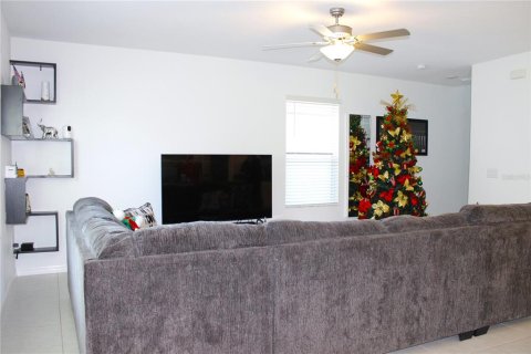 Casa en venta en Lutz, Florida, 4 dormitorios, 173.73 m2 № 2230614 - foto 15
