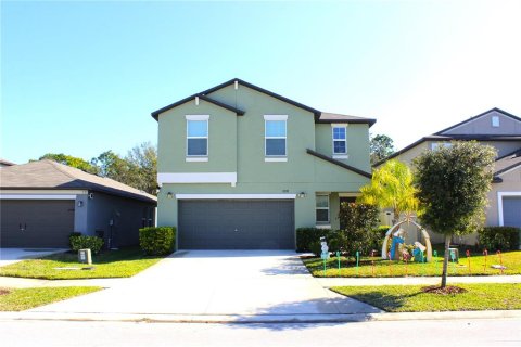 Casa en venta en Lutz, Florida, 4 dormitorios, 173.73 m2 № 2230614 - foto 2