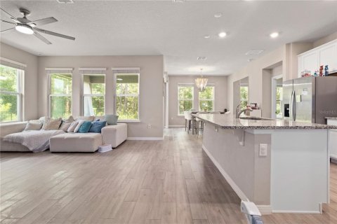 Casa en venta en DeLand, Florida, 4 dormitorios, 197.32 m2 № 2152043 - foto 6