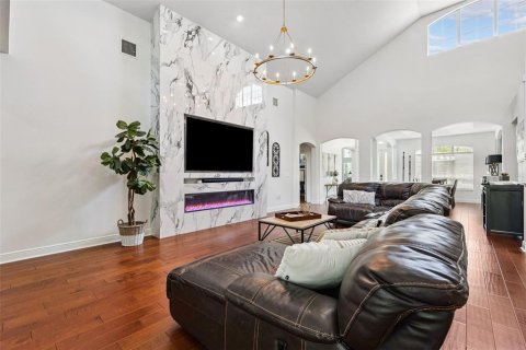 House in Odessa, Florida 5 bedrooms, 335.56 sq.m. № 1836949 - photo 9