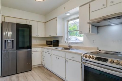 Casa en venta en Deltona, Florida, 2 dormitorios, 93.65 m2 № 2383711 - foto 9