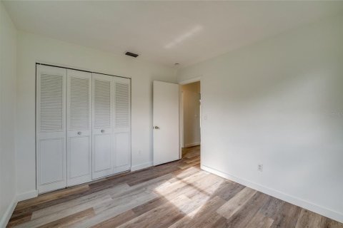Casa en venta en Deltona, Florida, 2 dormitorios, 93.65 m2 № 2383711 - foto 16