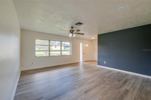 Casa en venta en Deltona, Florida, 2 dormitorios, 93.65 m2 № 2383711 - foto 6