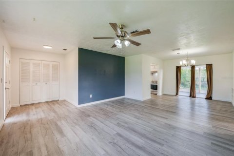 Casa en venta en Deltona, Florida, 2 dormitorios, 93.65 m2 № 2383711 - foto 2