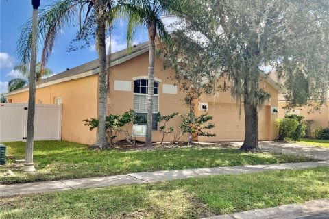 Casa en venta en Kissimmee, Florida, 4 dormitorios, 179.86 m2 № 1411574 - foto 1