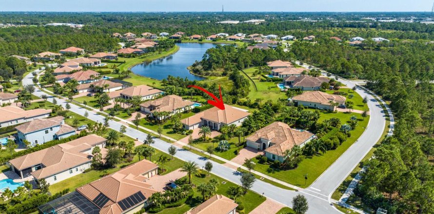 Villa ou maison à Palm City, Floride 3 chambres, 339.84 m2 № 1091683