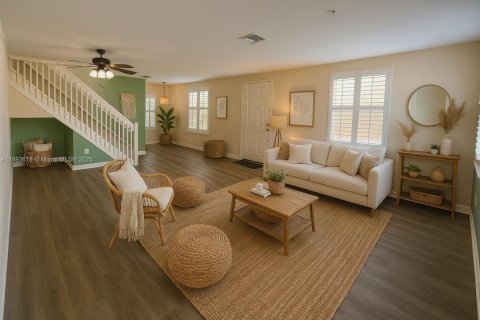 Touwnhouse à vendre à Pembroke Pines, Floride: 4 chambres, 213.68 m2 № 1945163 - photo 2