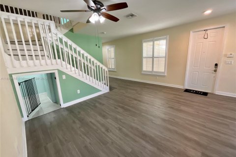 Touwnhouse à vendre à Pembroke Pines, Floride: 4 chambres, 213.68 m2 № 1945163 - photo 22
