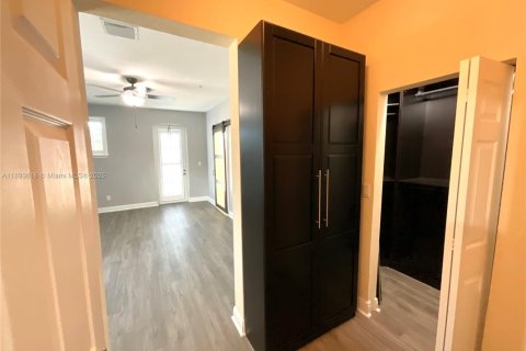 Touwnhouse à vendre à Pembroke Pines, Floride: 4 chambres, 213.68 m2 № 1945163 - photo 27