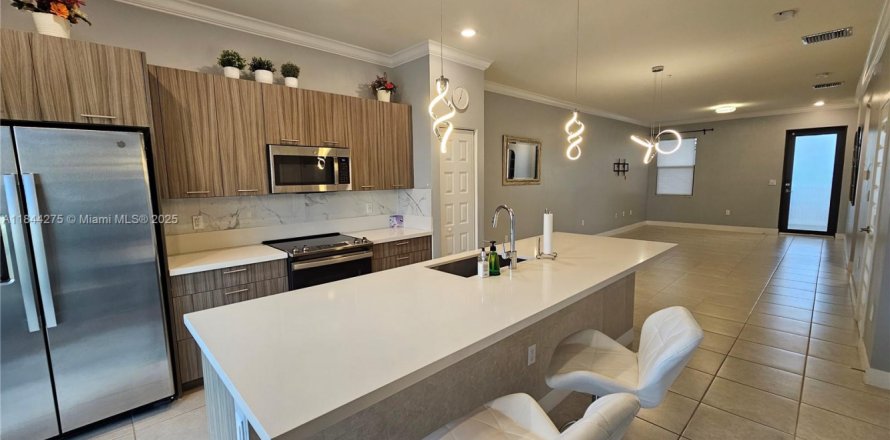 Condo à Doral, Floride, 2 chambres № 1839579