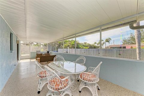 Apartment in Nokomis, Florida 3 bedrooms, 107.58 sq.m. № 2195188 - photo 13