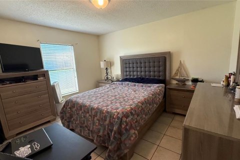 House in Kissimmee, Florida 4 bedrooms, 182.83 sq.m. № 1873385 - photo 20