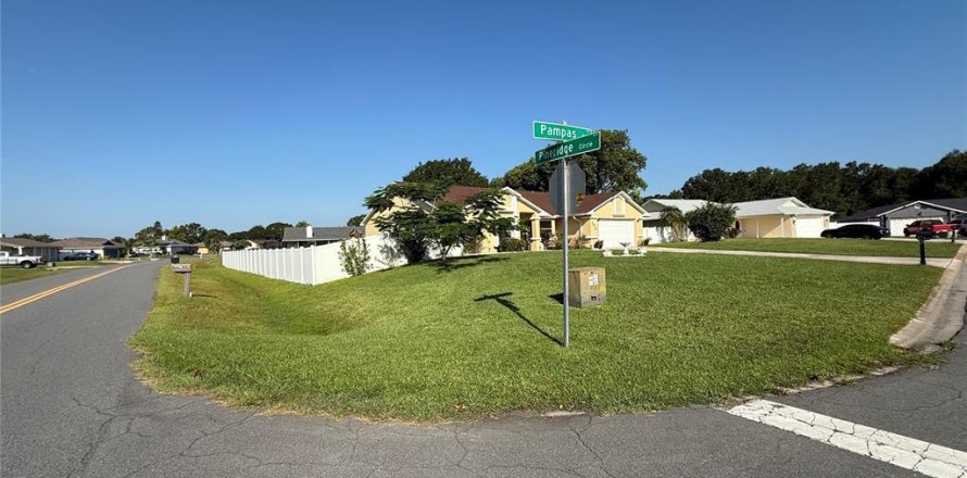 House in Kissimmee, Florida 4 bedrooms, 182.83 sq.m. № 1873385