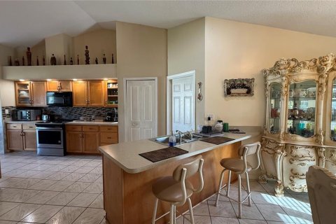 House in Kissimmee, Florida 4 bedrooms, 182.83 sq.m. № 1873385 - photo 14