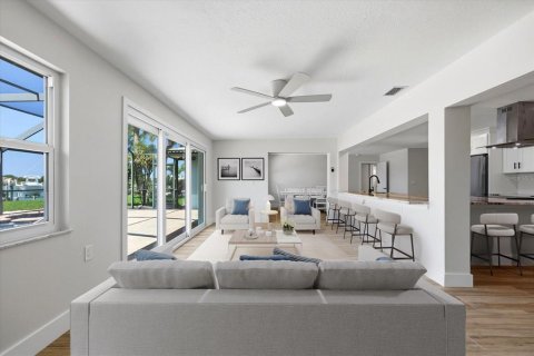 Casa en venta en Saint Petersburg, Florida, 3 dormitorios, 200.58 m2 № 2099720 - foto 9