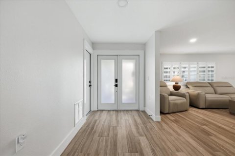 Casa en venta en Saint Petersburg, Florida, 3 dormitorios, 200.58 m2 № 2099720 - foto 28