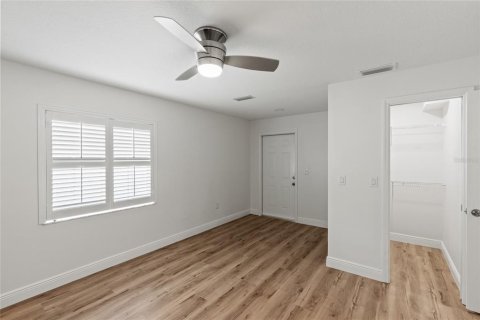 Casa en venta en Wildwood, Florida, 2 dormitorios, 113.25 m2 № 1843468 - foto 14