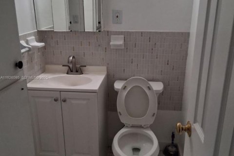 Condominio en venta en Aventura, Florida, 1 dormitorio, 71.35 m2 № 1994015 - foto 8