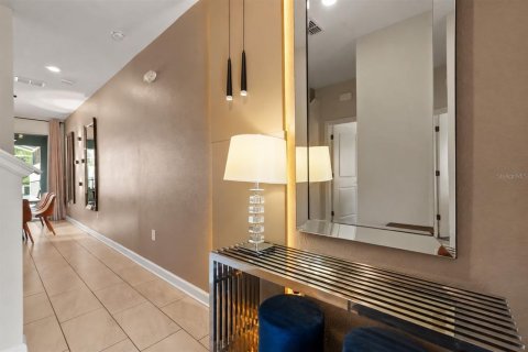 Adosado en venta en Davenport, Florida, 4 dormitorios, 177.81 m2 № 2198568 - foto 5