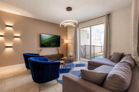 Adosado en venta en Davenport, Florida, 4 dormitorios, 177.81 m2 № 2198568 - foto 6
