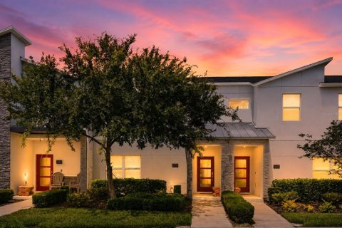 Townhouse in Davenport, Florida 4 bedrooms, 177.81 sq.m. № 2198568