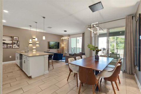 Adosado en venta en Davenport, Florida, 4 dormitorios, 177.81 m2 № 2198568 - foto 9