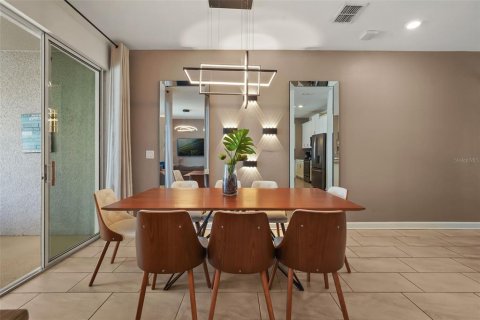 Adosado en venta en Davenport, Florida, 4 dormitorios, 177.81 m2 № 2198568 - foto 14