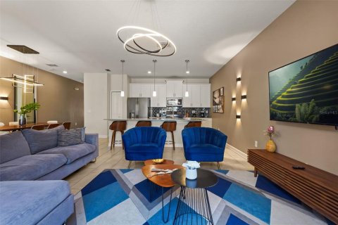 Adosado en venta en Davenport, Florida, 4 dormitorios, 177.81 m2 № 2198568 - foto 8