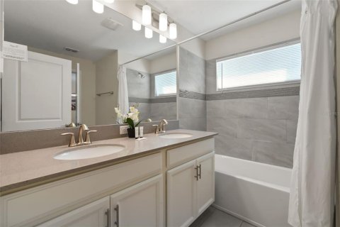 Adosado en venta en Davenport, Florida, 4 dormitorios, 177.81 m2 № 2198568 - foto 23