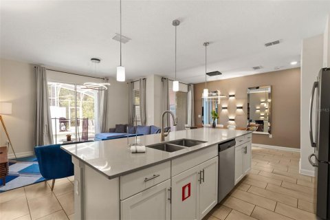 Adosado en venta en Davenport, Florida, 4 dormitorios, 177.81 m2 № 2198568 - foto 12