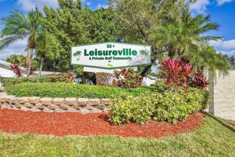 Condo in Pompano Beach, Florida, 2 bedrooms № 2078736