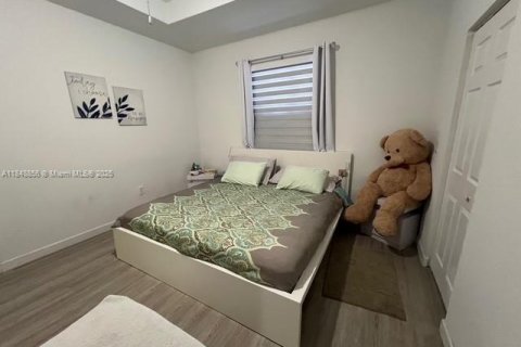 Townhouse in Doral, Florida 3 bedrooms, 149.11 sq.m. № 1888855 - photo 9
