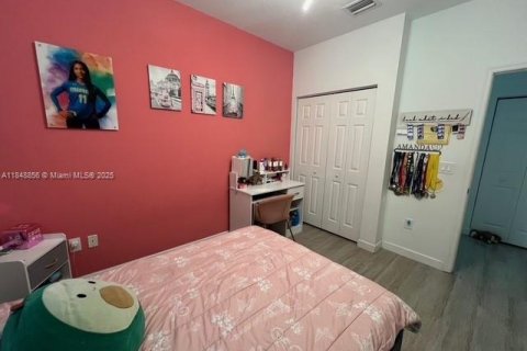 Townhouse in Doral, Florida 3 bedrooms, 149.11 sq.m. № 1888855 - photo 12