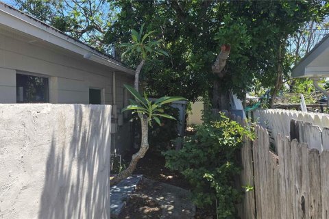 Casa en venta en Saint Petersburg, Florida, 3 dormitorios, 127.46 m2 № 1801885 - foto 3