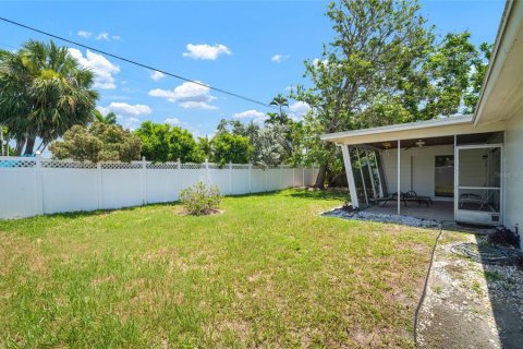 Casa en venta en Saint Petersburg, Florida, 3 dormitorios, 127.46 m2 № 1801885 - foto 7