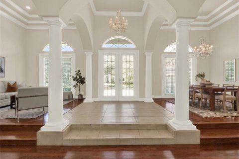 House in Windermere, Florida 4 bedrooms, 348.48 sq.m. № 1873198 - photo 3